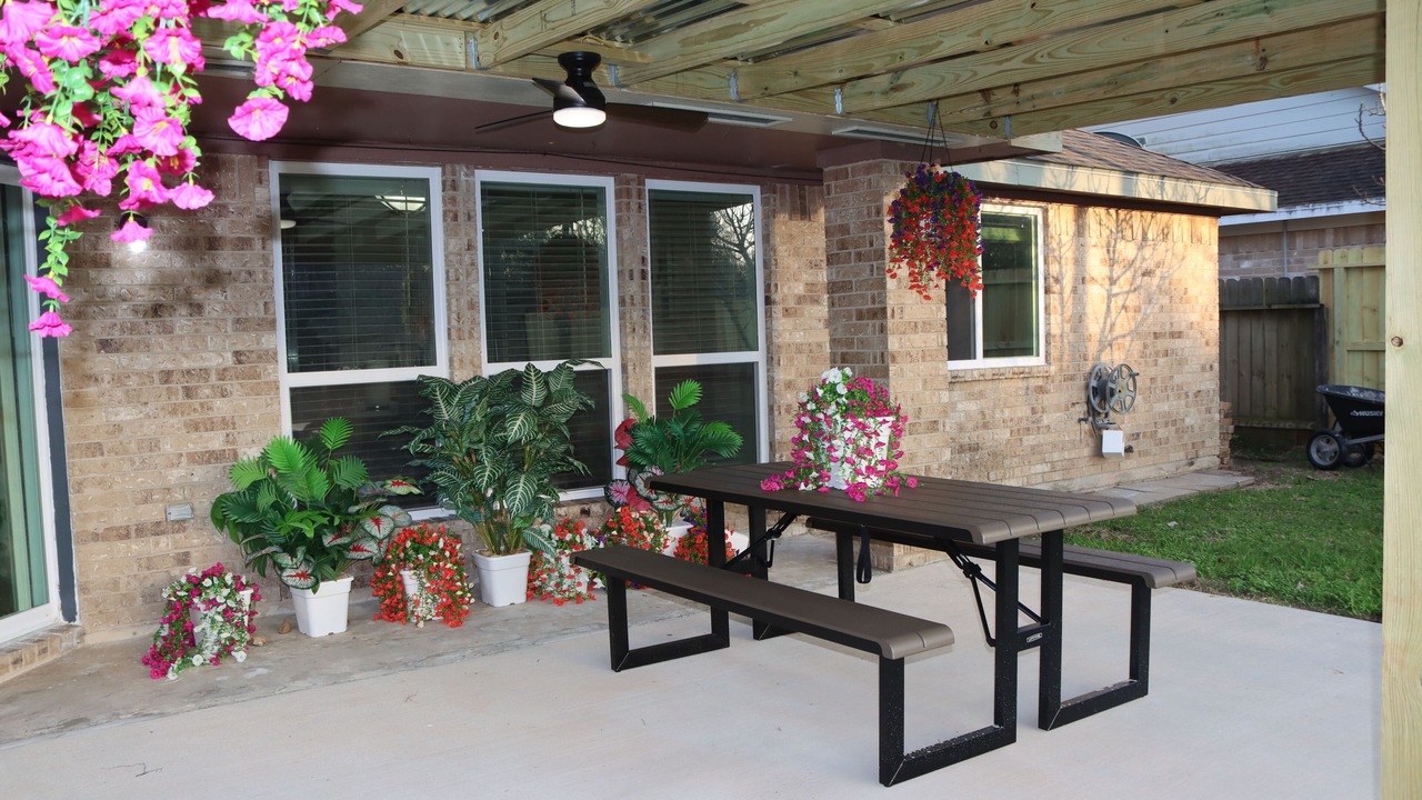 Photo of Outdoor in Southbelt/Ellington