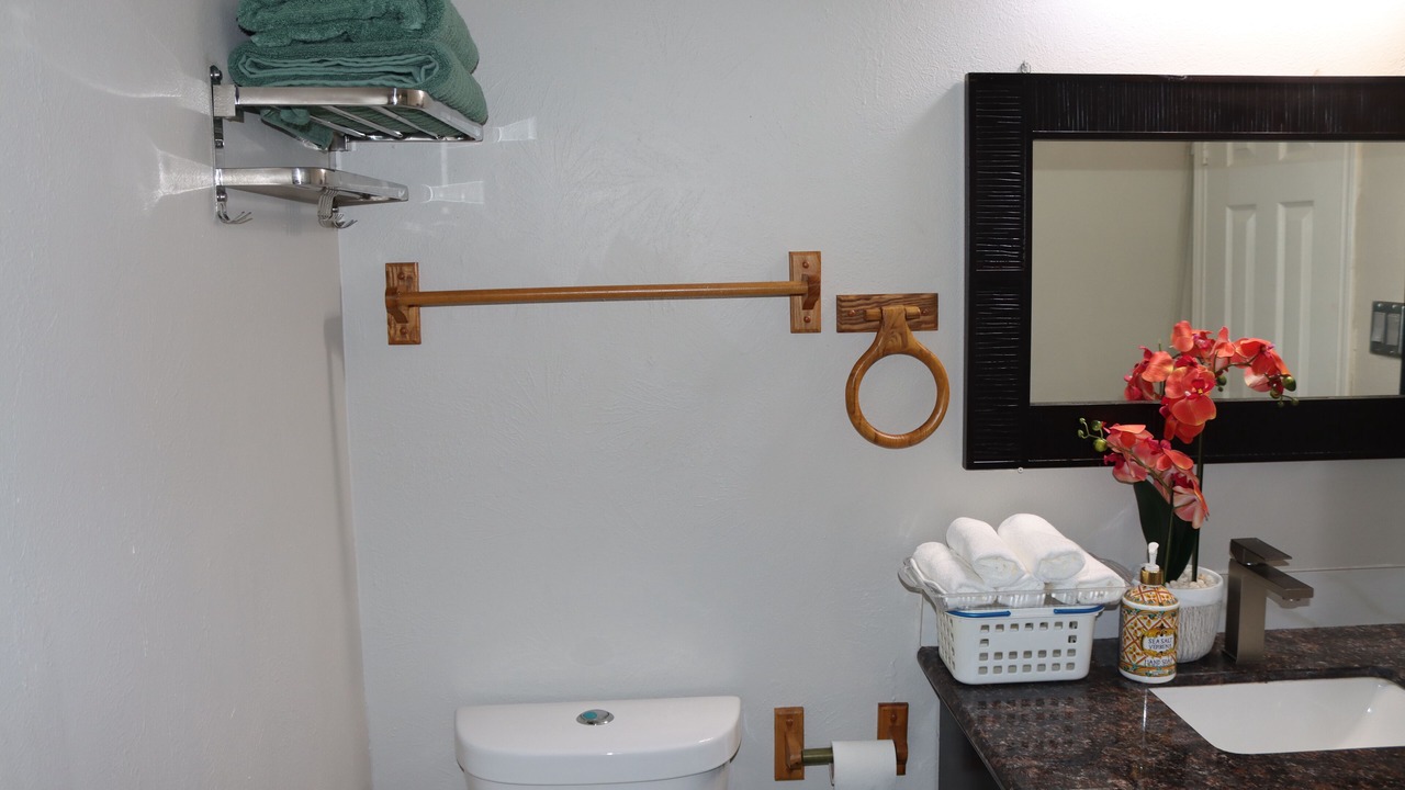 Photo of Bathroom in Southbelt/Ellington