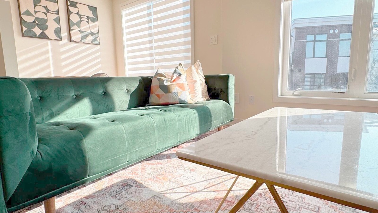 Photo of Livingroom in Pickering