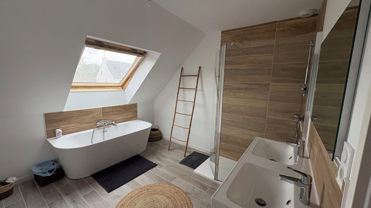 Photo of Bathroom in Sene