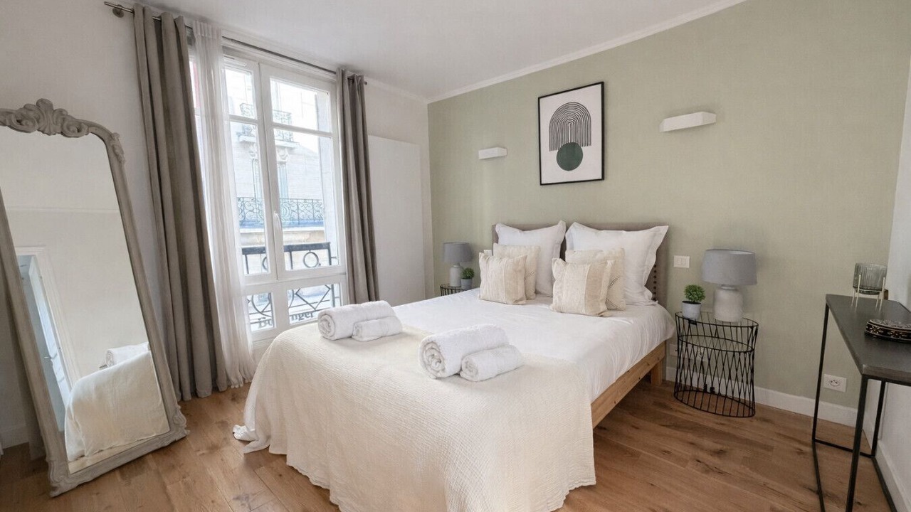 Photo of Bedroom in Montparnasse