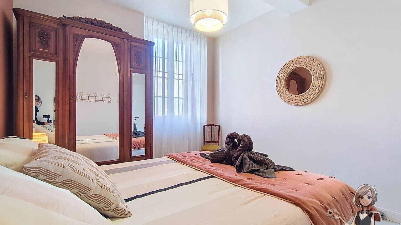 Photo of Bedroom in Andoins
