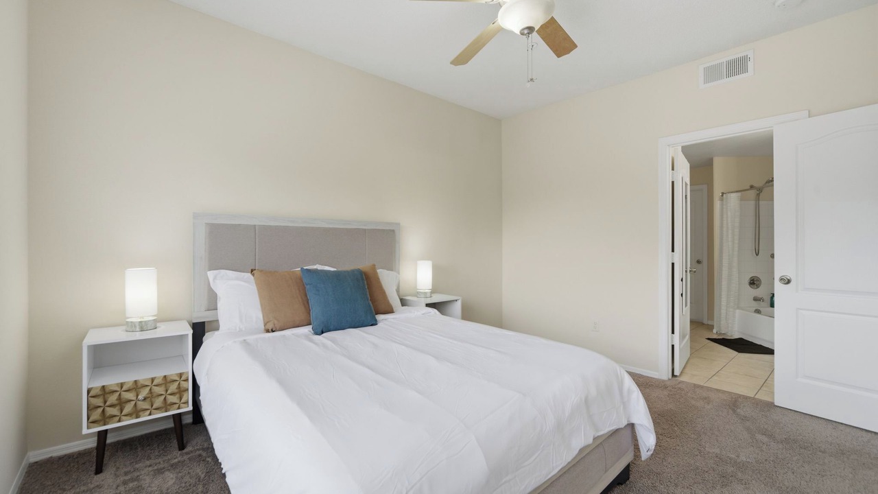 Photo of Bedroom in Winter Springs