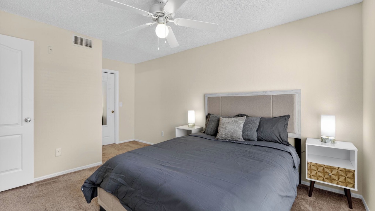 Photo of Bedroom in Winter Springs
