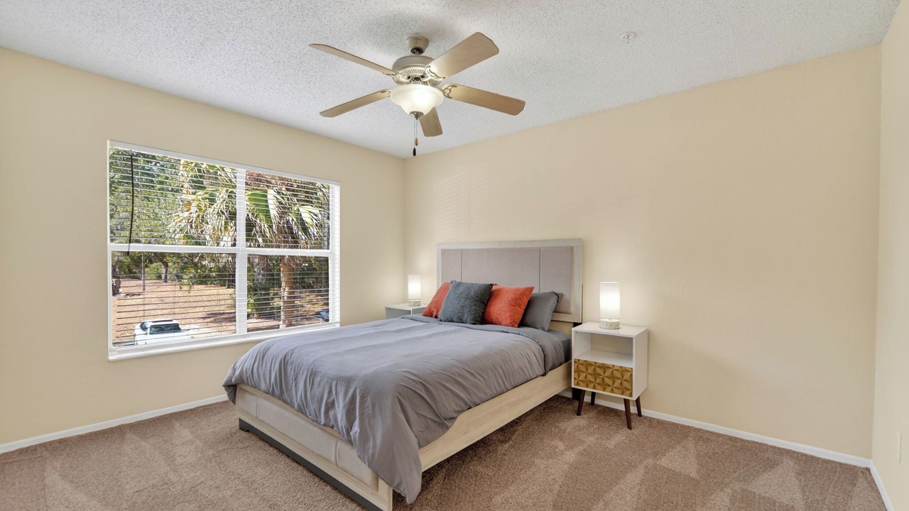 Photo of Bedroom in Winter Springs