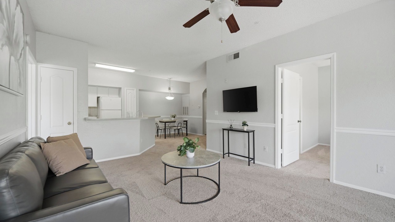 Photo of Livingroom in Winter Springs