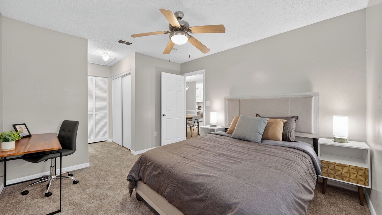 Photo of Bedroom in Winter Springs