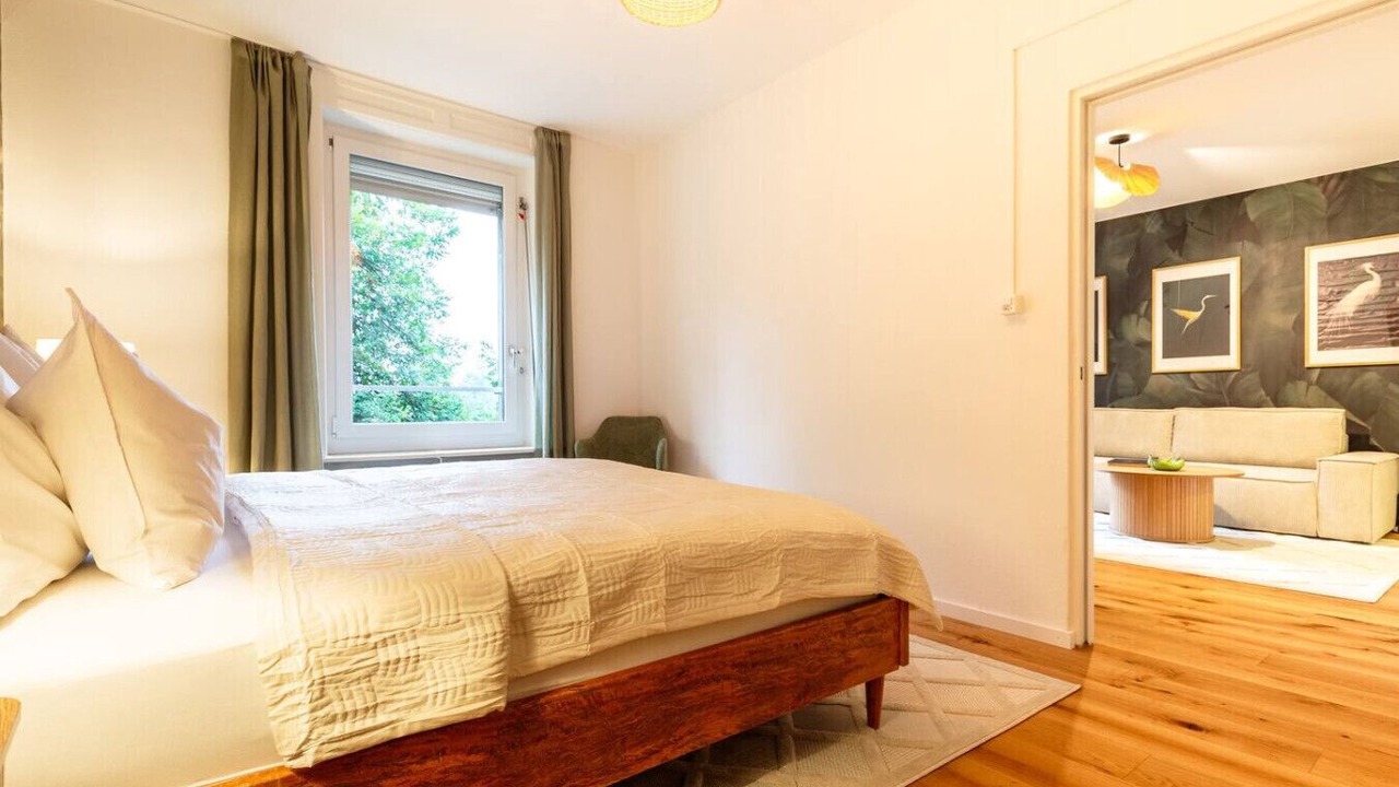 Photo of Bedroom in District 6