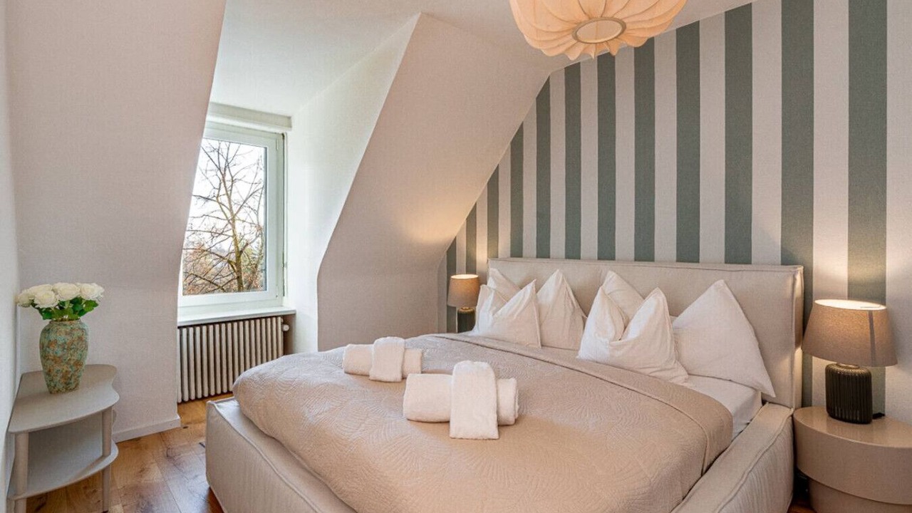 Photo of Bedroom in District 6