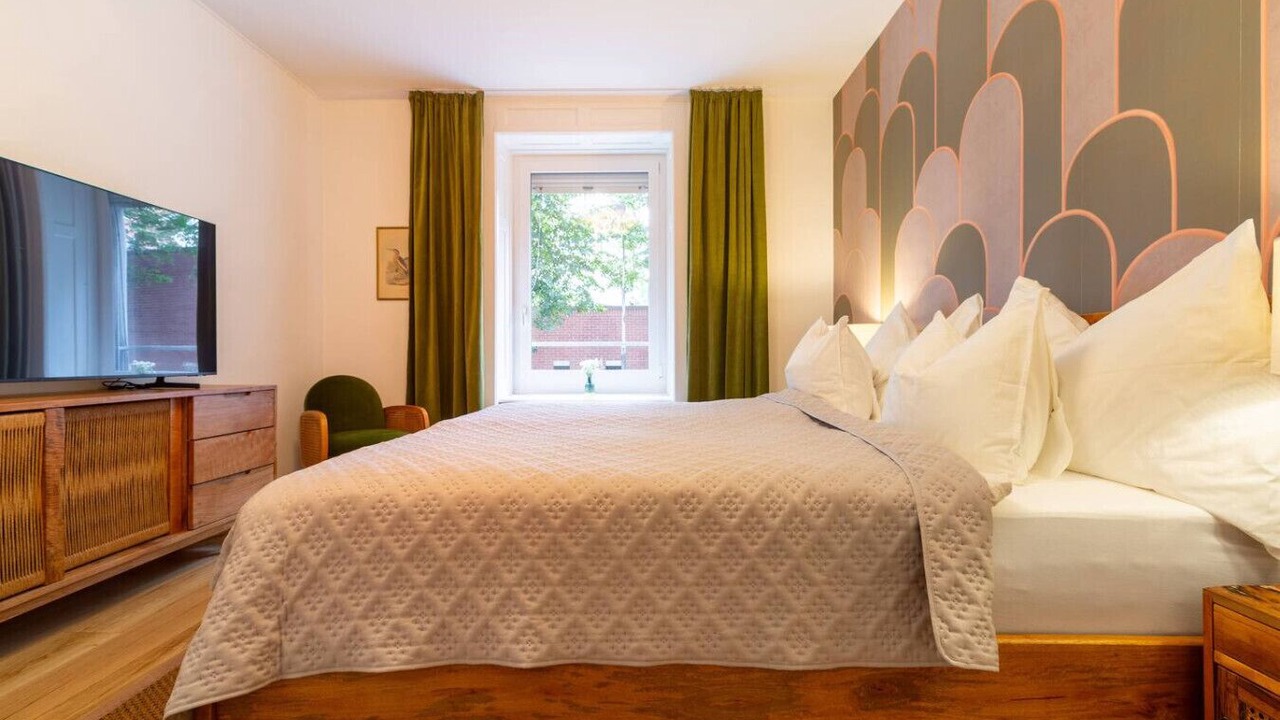 Photo of Bedroom in District 6