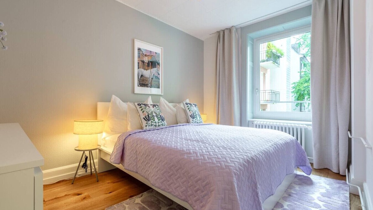 Photo of Bedroom in District 6