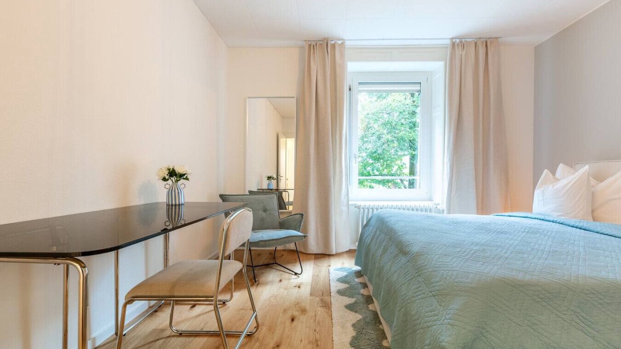 Photo of Bedroom in District 6
