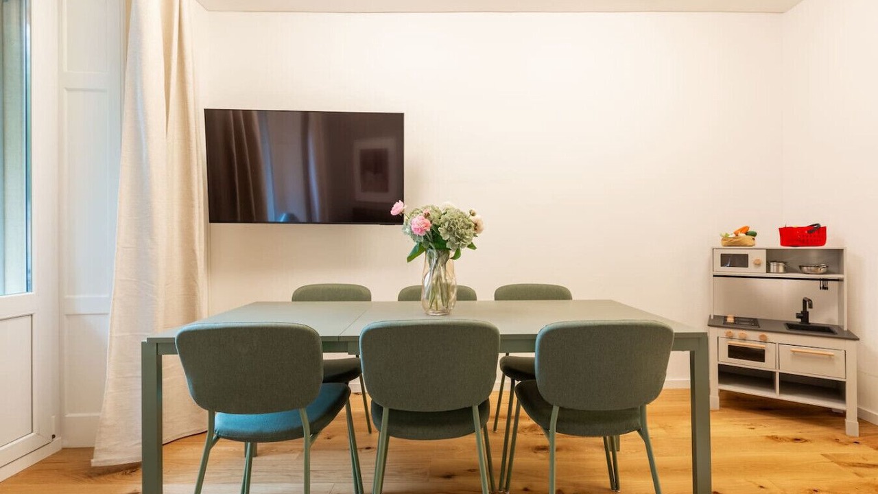 Photo of Others in District 6