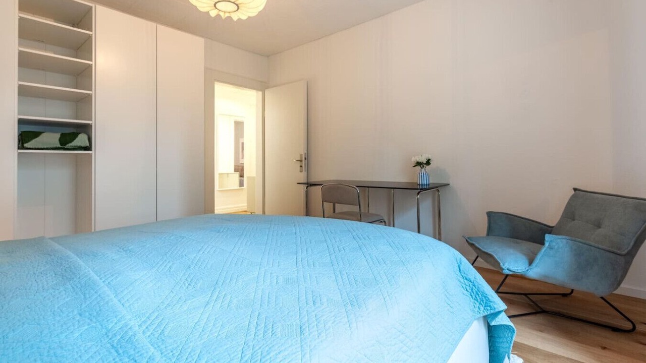 Photo of Bedroom in District 6