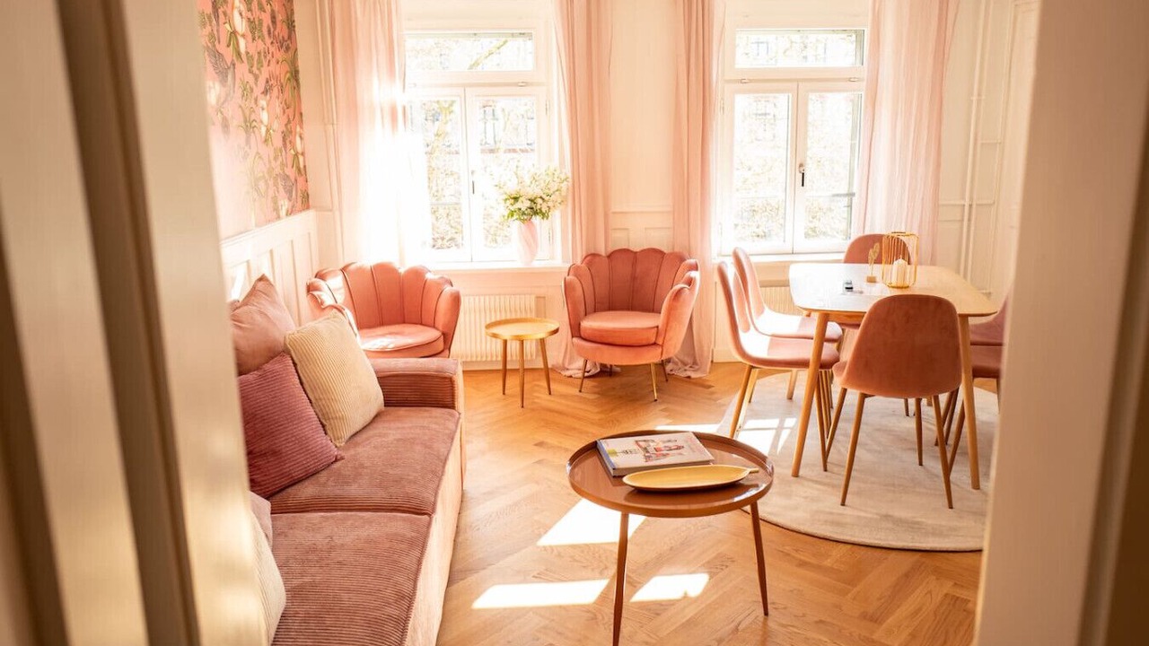 Photo of Livingroom in Oberstrass