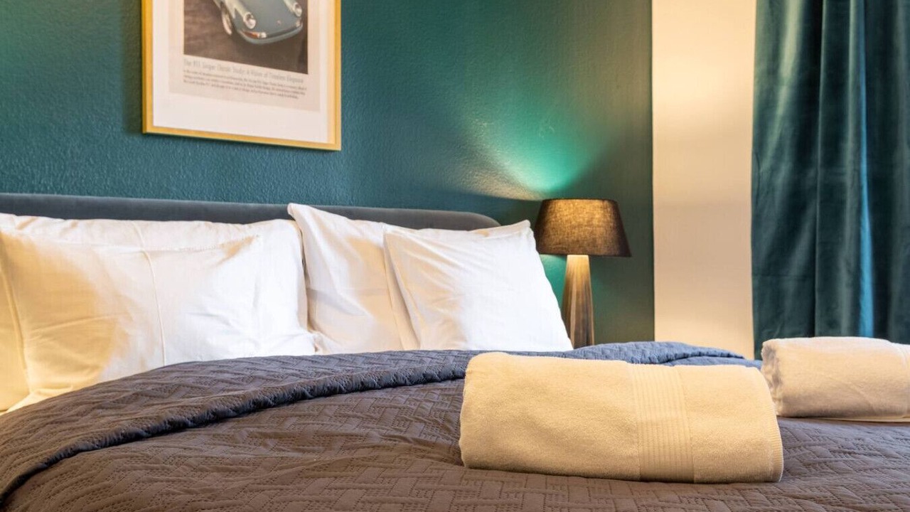 Photo of Bedroom in District 6