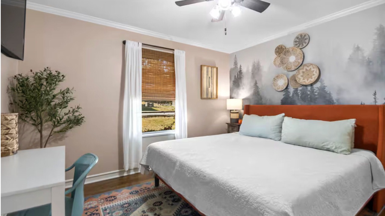 Photo of Bedroom in Hillcrest