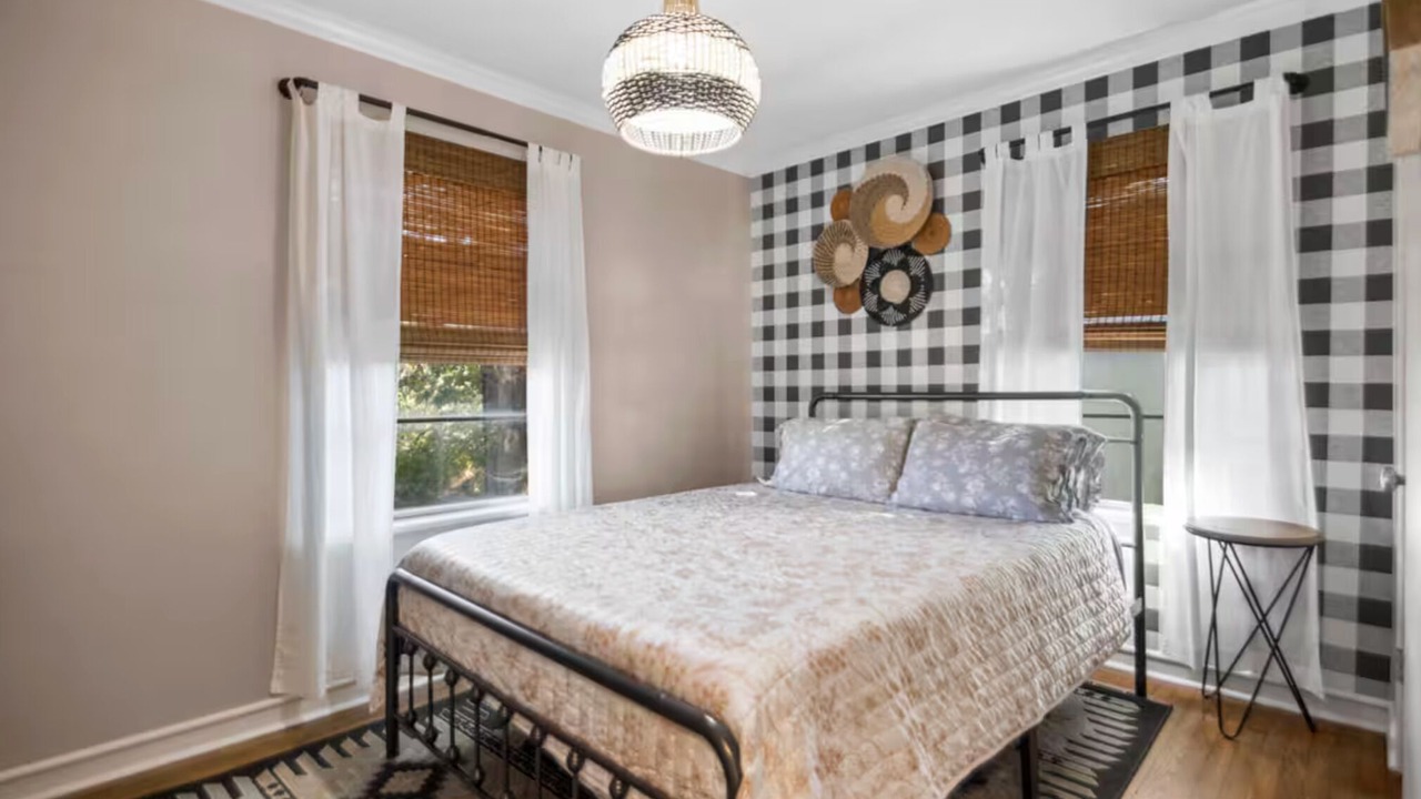 Photo of Bedroom in Hillcrest