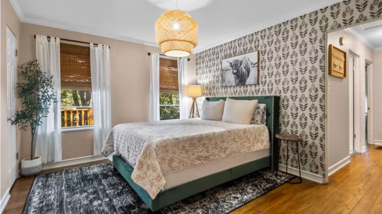 Photo of Bedroom in Hillcrest