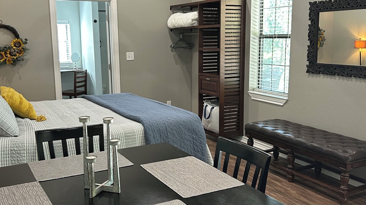 Photo of Bedroom in Silsbee