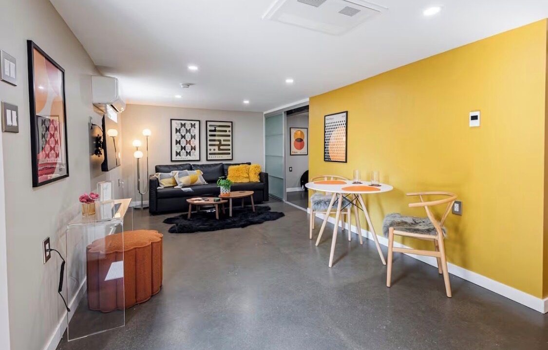 Photo of Livingroom in North End