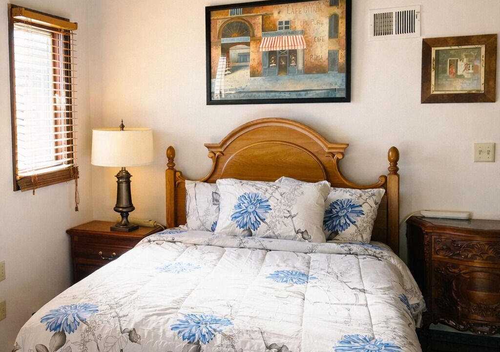 Photo of Bedroom in Lee's Summit