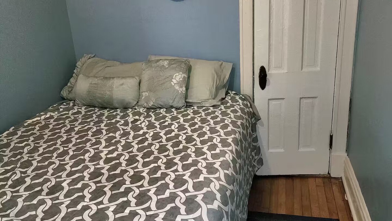 Photo of Bedroom in Heart of Chicago