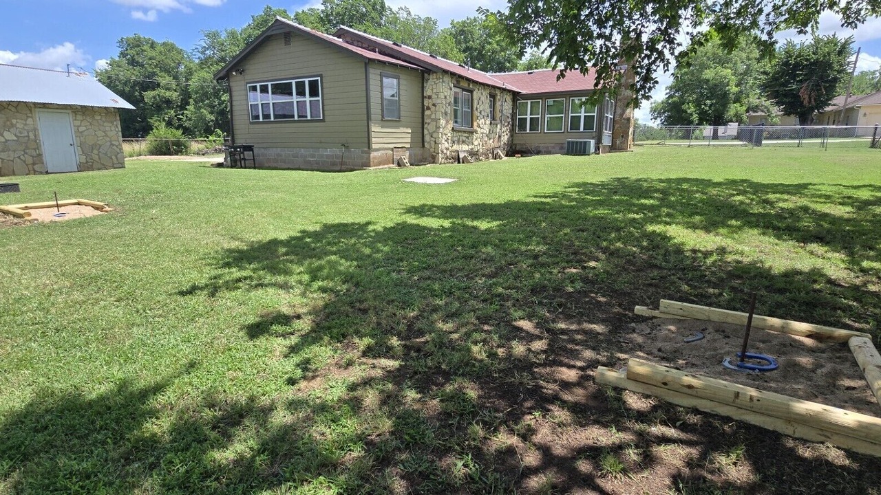 Photo of Outdoor in Sulphur