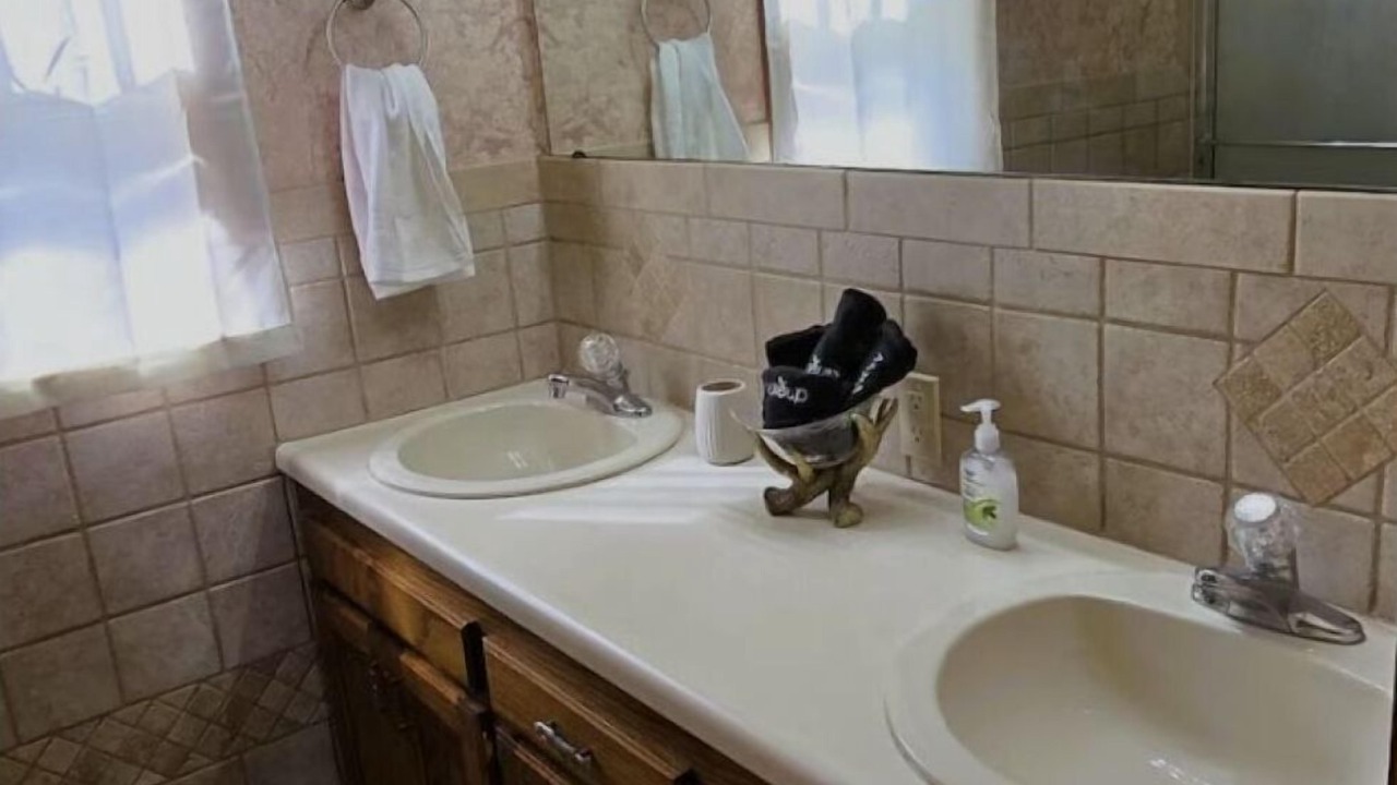 Photo of Bathroom in Sulphur