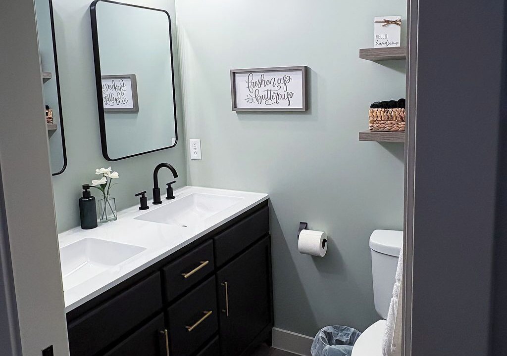 Photo of Bathroom in Webb City