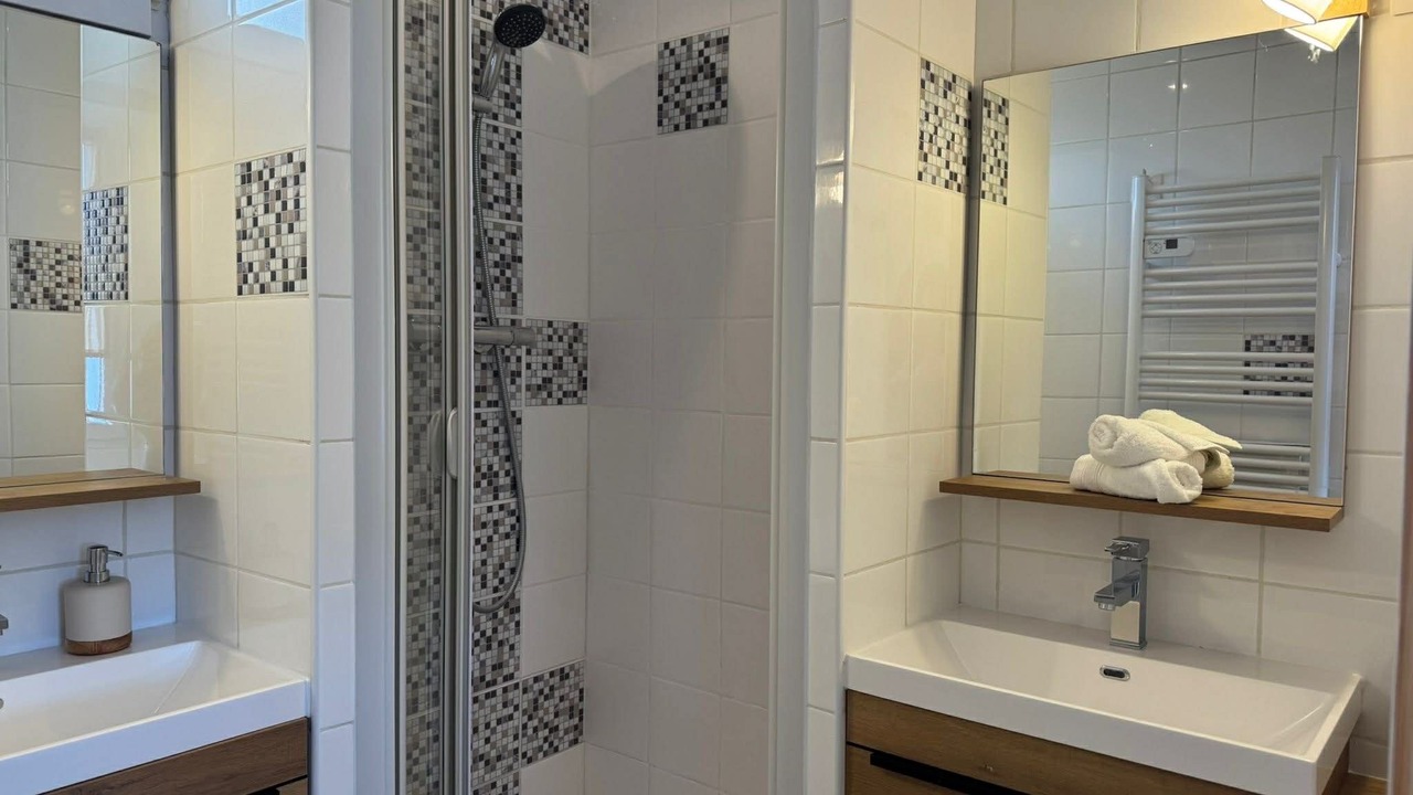 Photo of Bathroom in Carnon-Plage