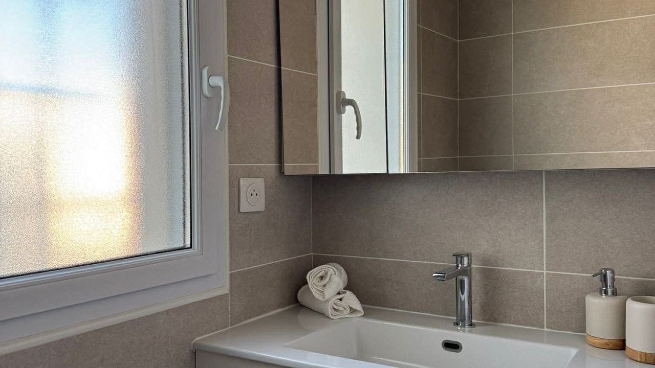 Photo of Bathroom in Carnon-Plage