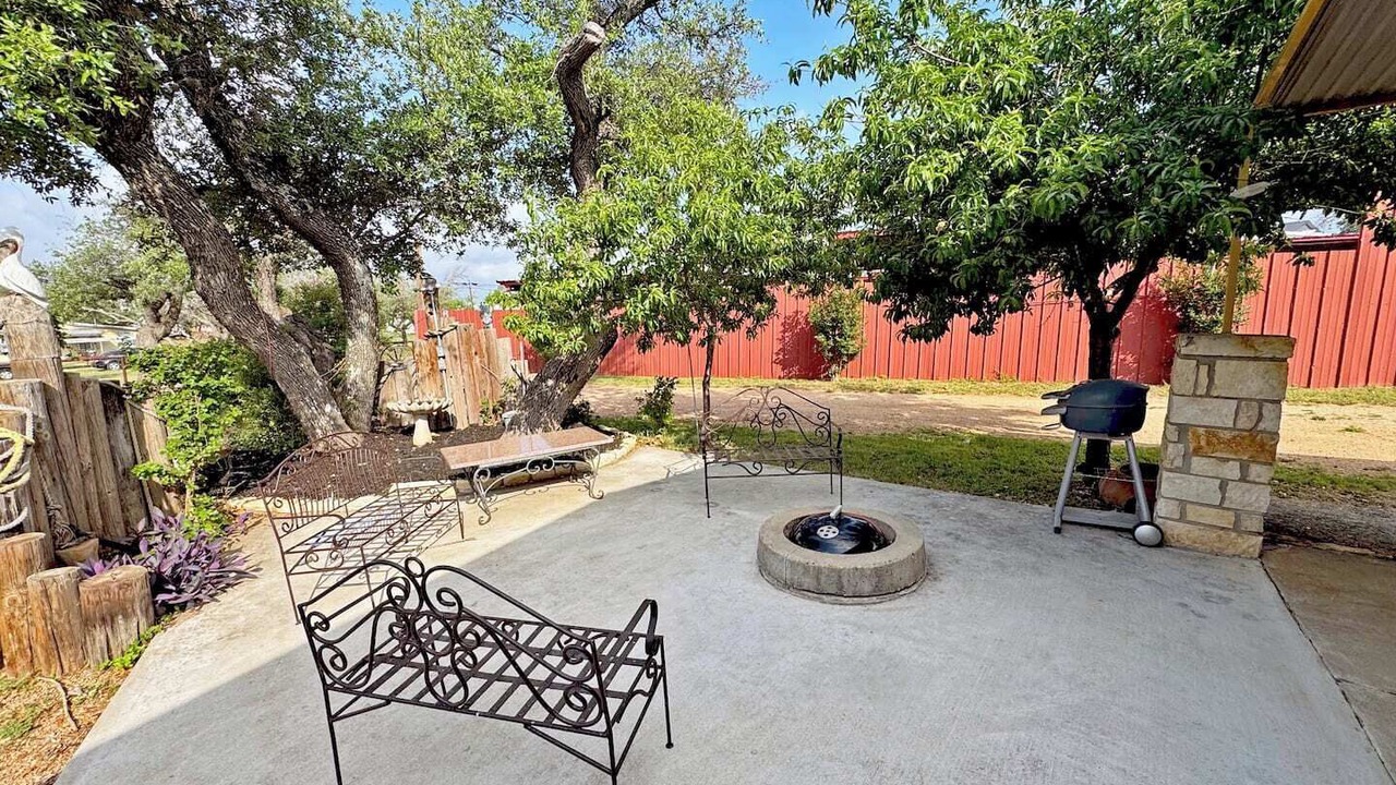 Photo of Patio Balcony in Silver Creek Village