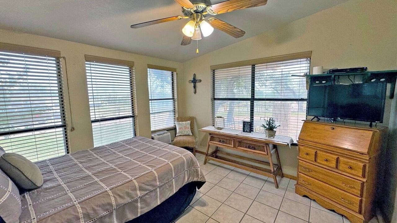 Photo of Bedroom in Silver Creek Village