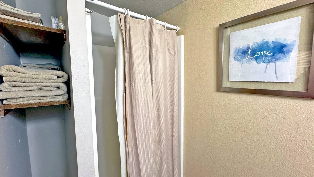 Photo of Bathroom in Silver Creek Village