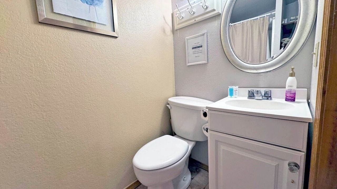 Photo of Bathroom in Silver Creek Village