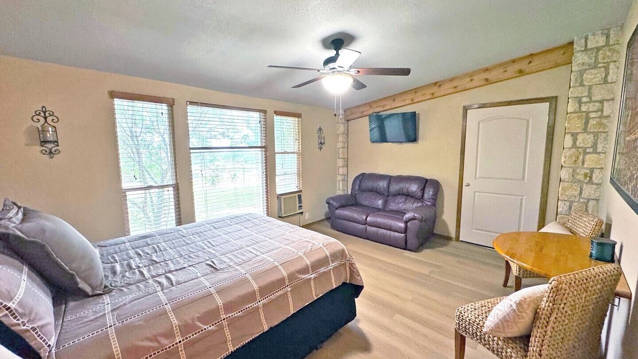 Photo of Bedroom in Silver Creek Village
