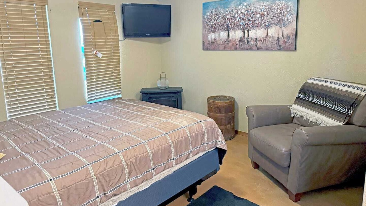 Photo of Bedroom in Silver Creek Village