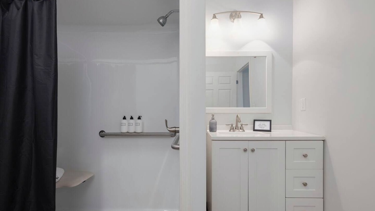 Photo of Bathroom in Maxwell