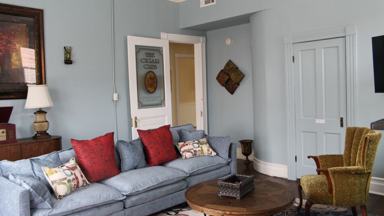 Photo of Livingroom in Paducah