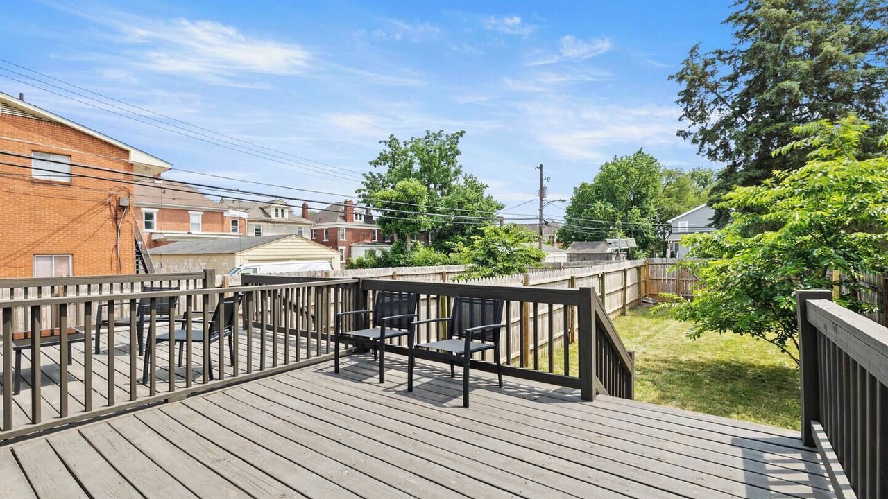 Photo of Patio Balcony in Merion Village