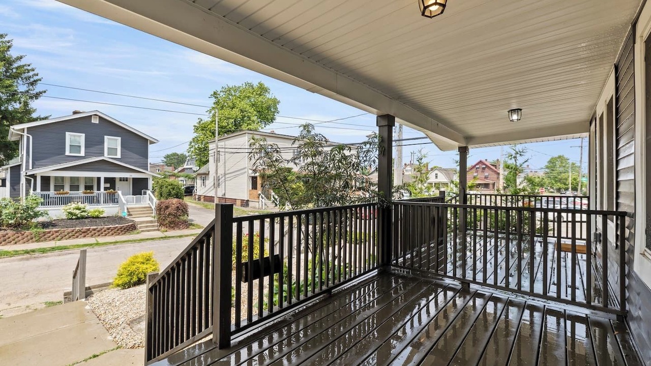 Photo of Patio Balcony in Merion Village
