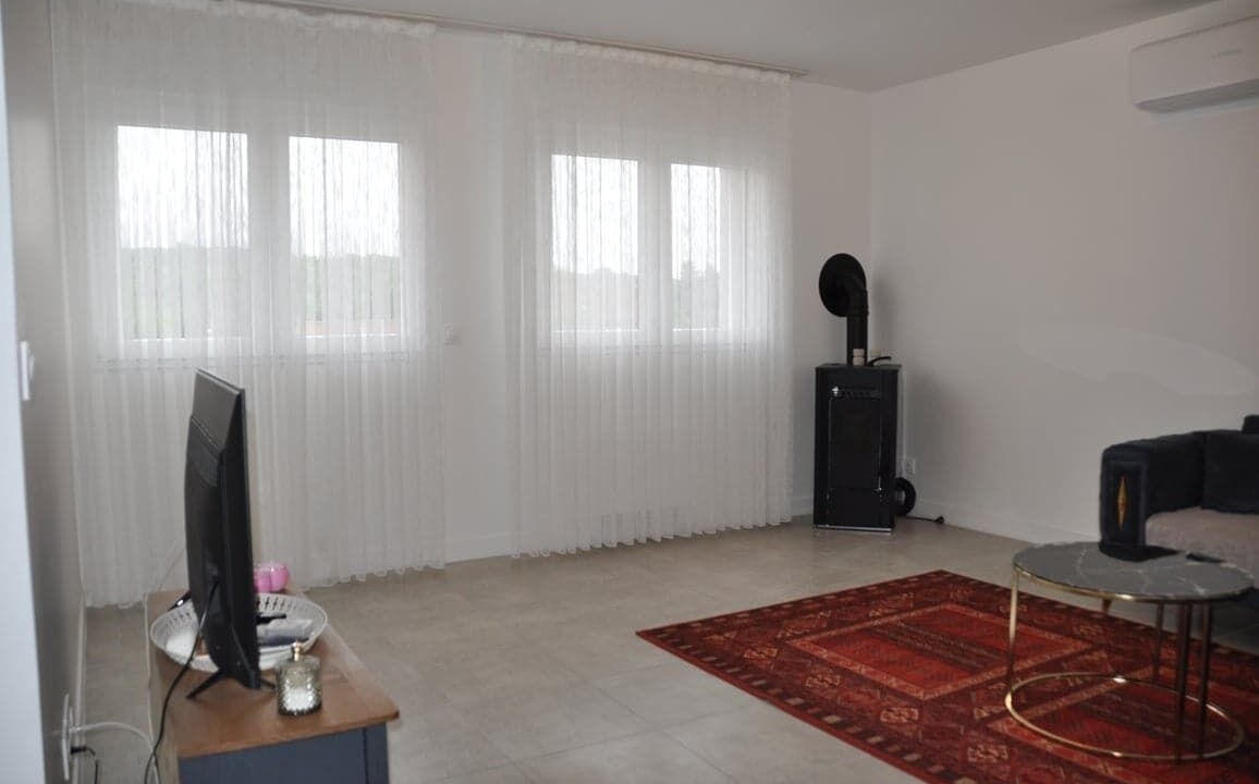 Photo of Livingroom in La Ferte-sous-Jouarre