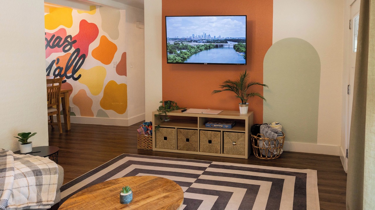 Photo of Livingroom in Sweetbriar