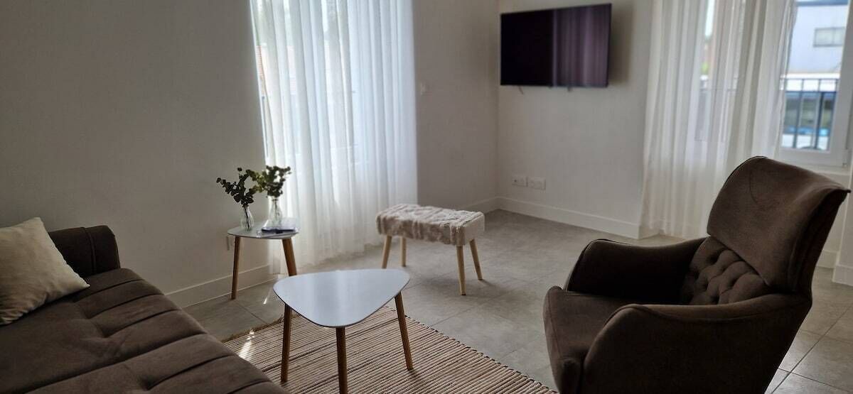 Photo of Livingroom in La Ferte-sous-Jouarre