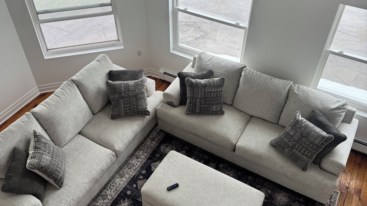 Photo of Livingroom in Owen Sound