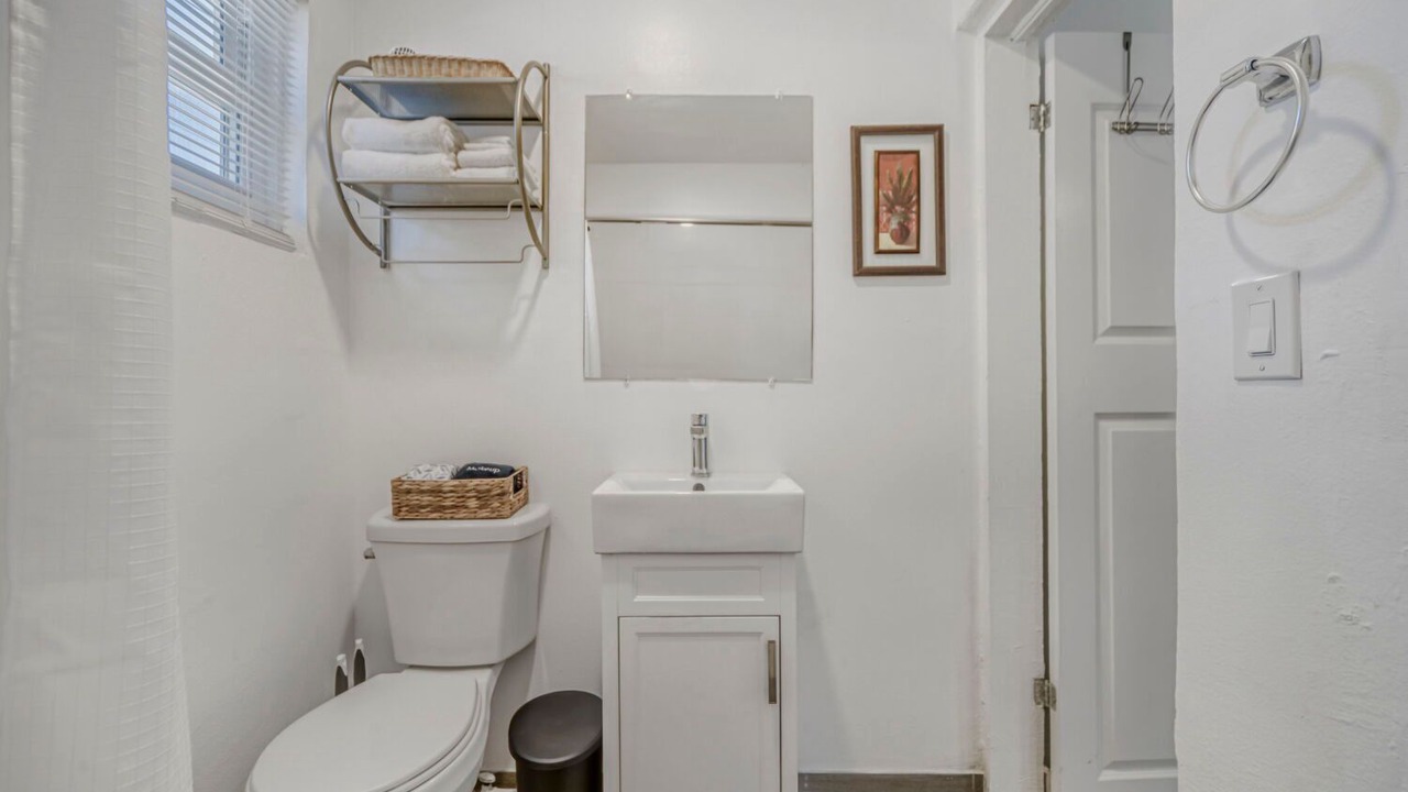 Photo of Bathroom in Tropic