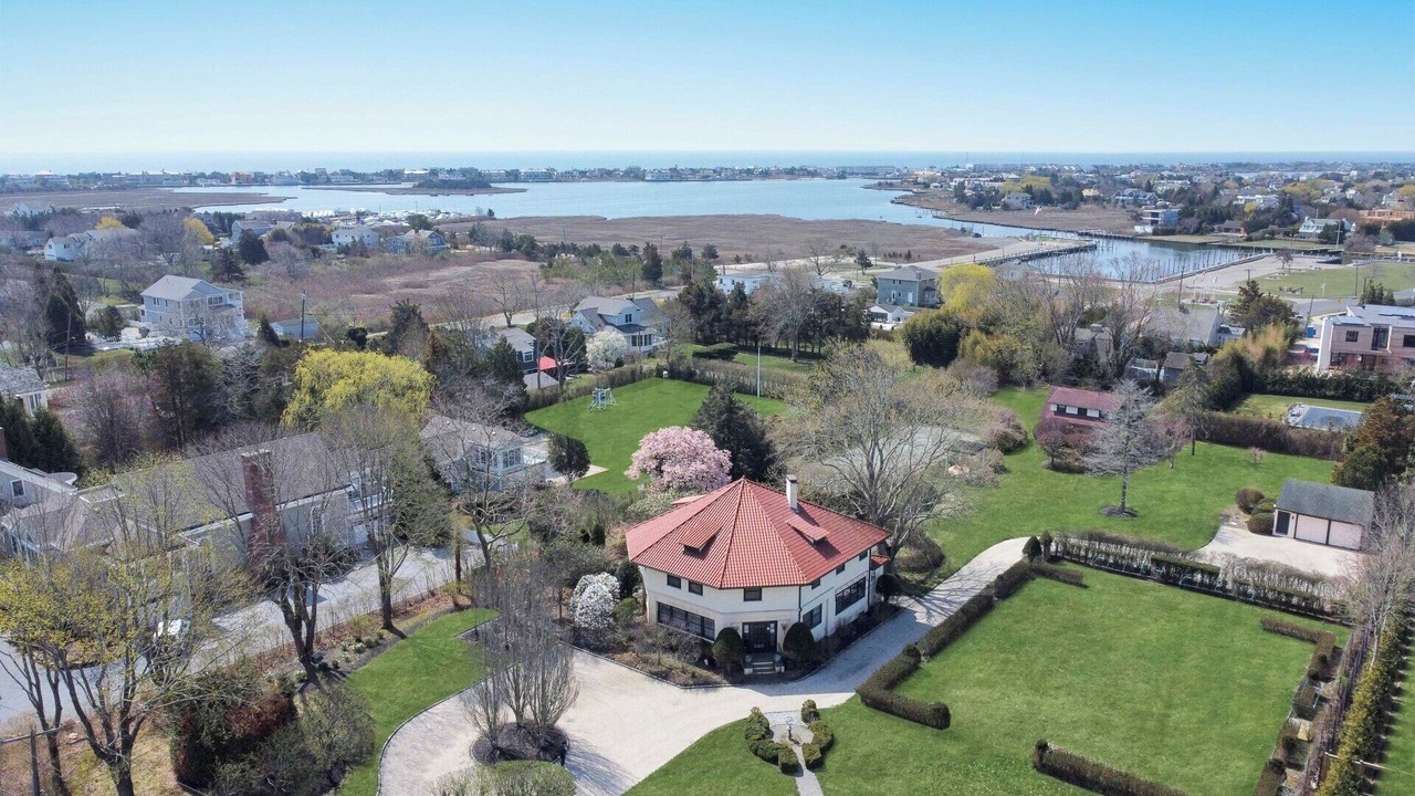 Photo of Outdoor in Westhampton Beach