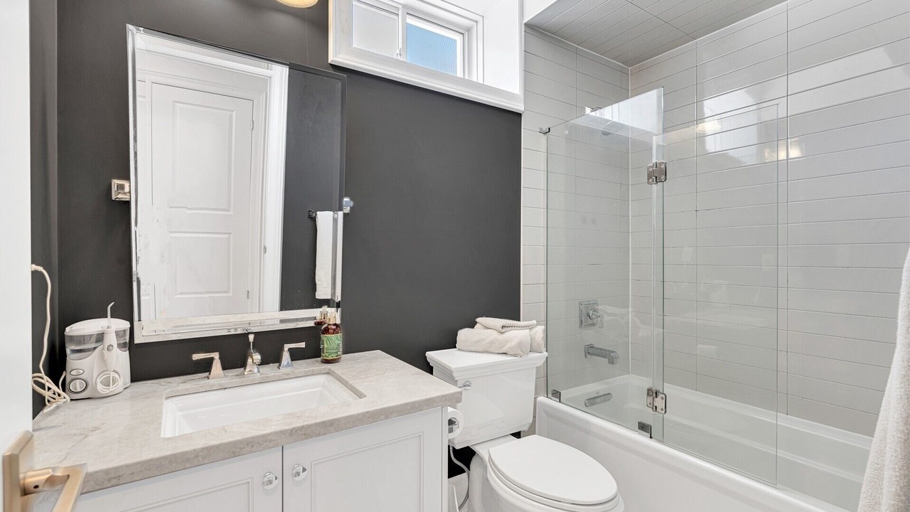 Photo of Bathroom in King City