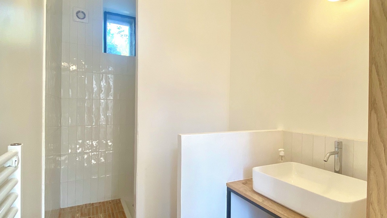 Photo of Bathroom in Villette
